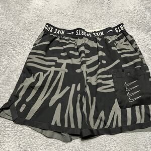 Nike Sports Shorts Mens Medium NK PX Running Shorts 8" Gray Black CJ4621-010